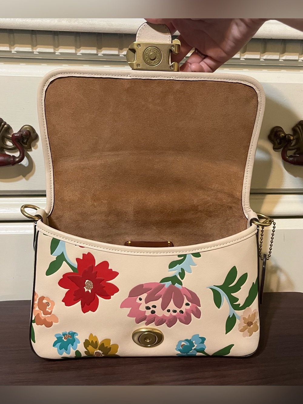 RARE Coach Soft Floral Tabby In Ivory! - Picture 9 of 13